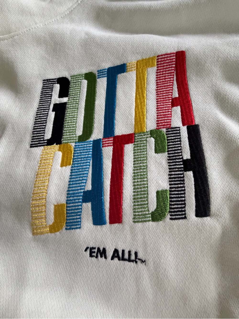 Pokemon White Hoodie with Yellow Accents - Gotta Catch 'Em All Text - Picture 7 of 12